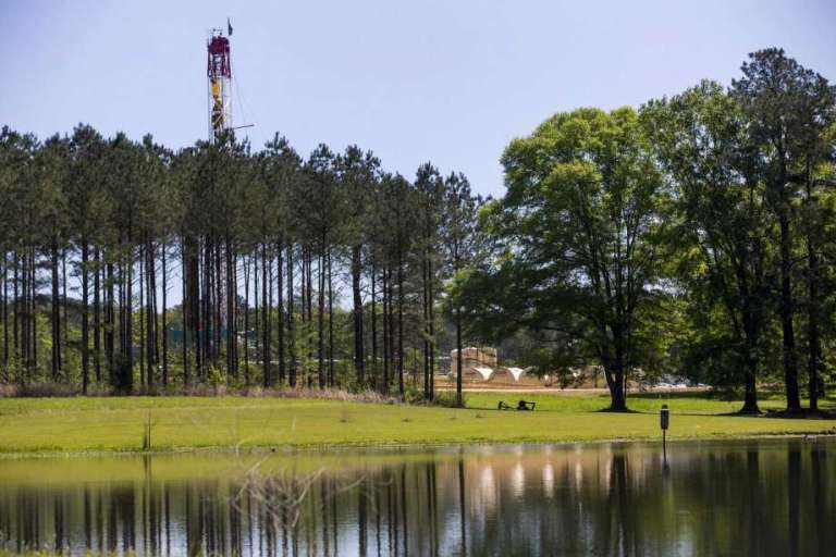 Exxon Chevron Exxon Chevron